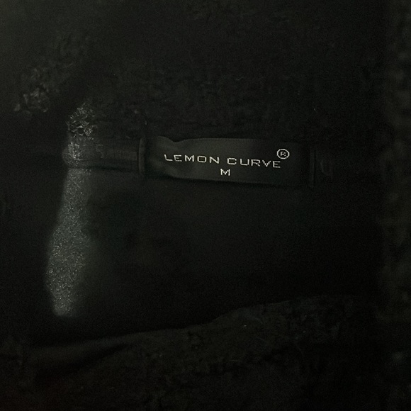 Medium black sweatshirt - Picture 2 of 2